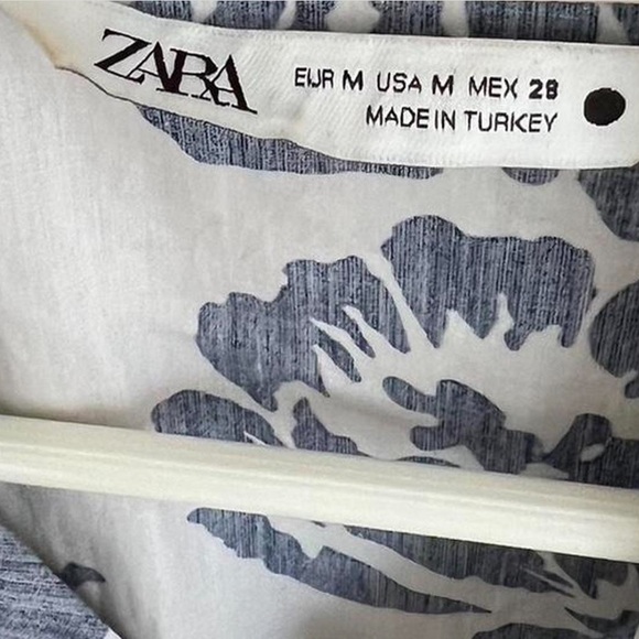 Zara Dress - Picture 4 of 4